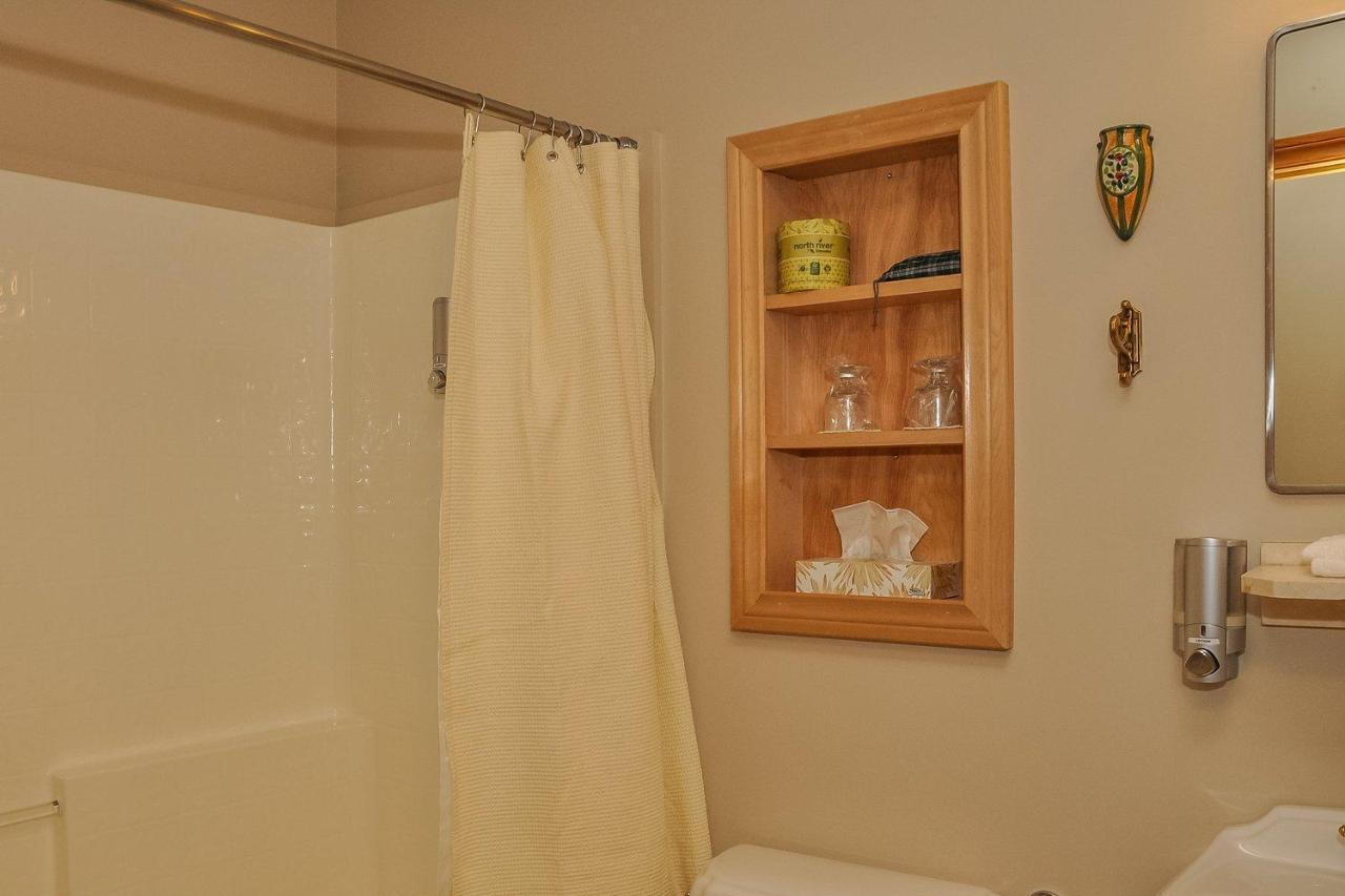 Chanterelle Inn & Cottages Baddeck Ngoại thất bức ảnh