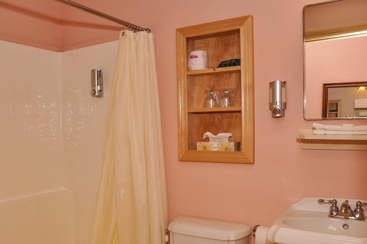 Chanterelle Inn & Cottages Baddeck Ngoại thất bức ảnh